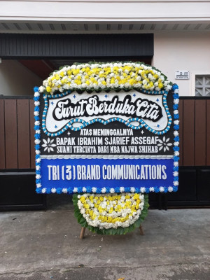 Papan Bunga Duka di Egiam